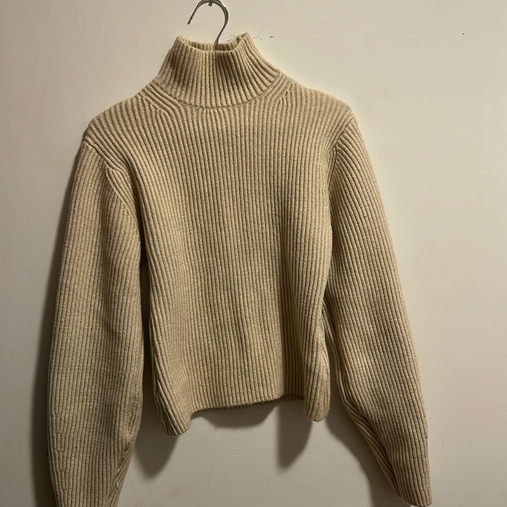 Turle neck H&M sweater